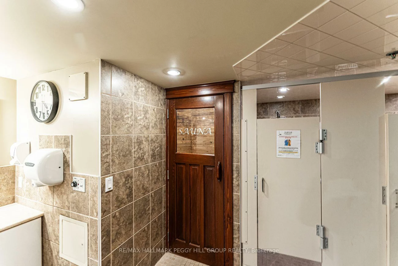 181, Collier, North Shore, Barrie