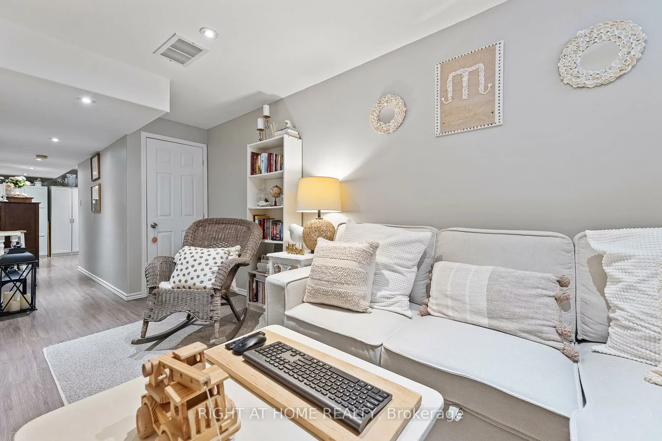 430, Mapleview, Painswick South, Barrie