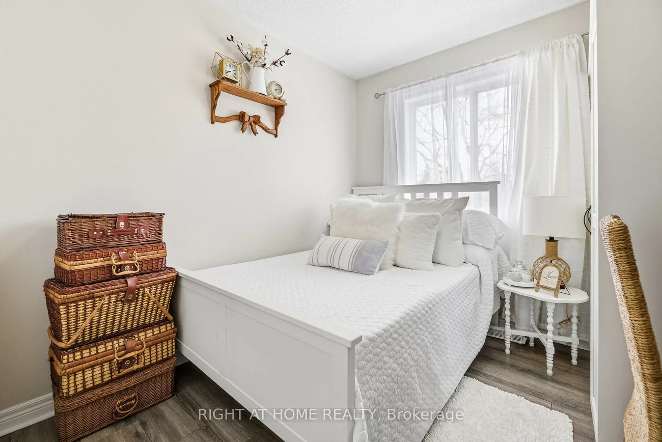 430, Mapleview, Painswick South, Barrie
