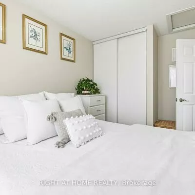 430, Mapleview, Painswick South, Barrie