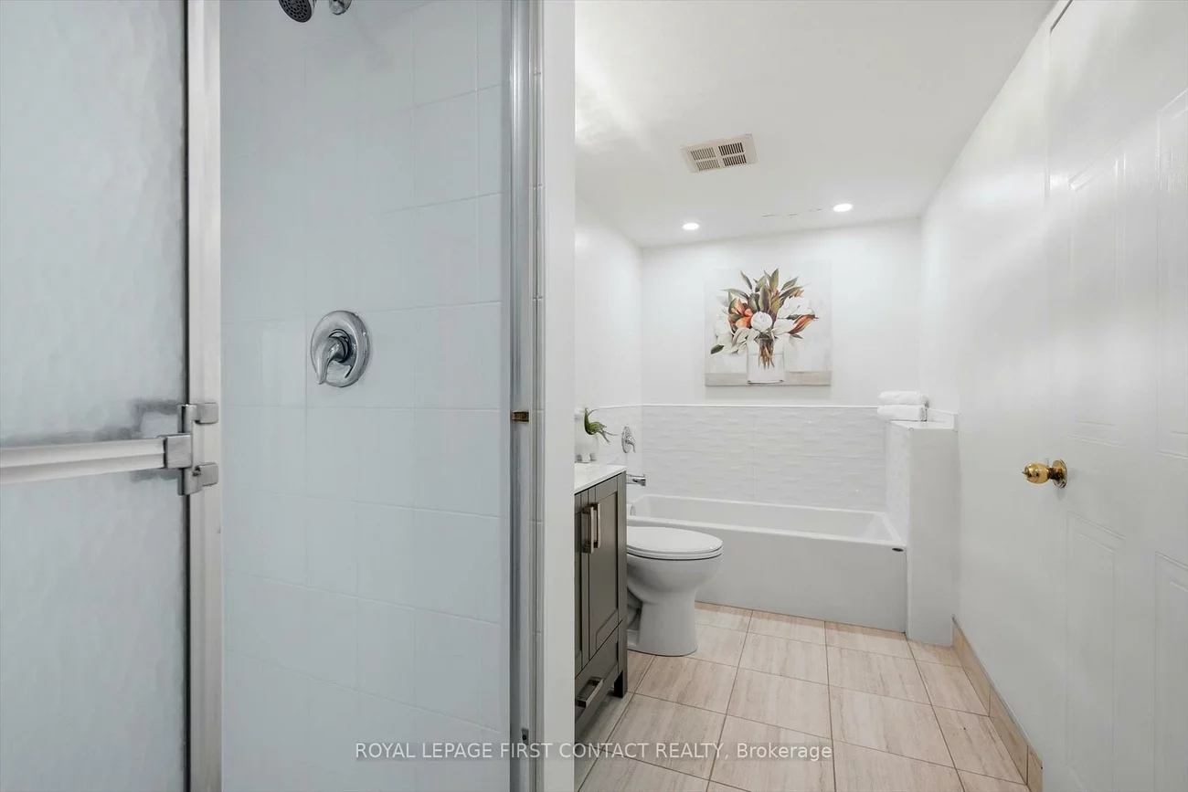 140, Dunlop, City Centre, Barrie