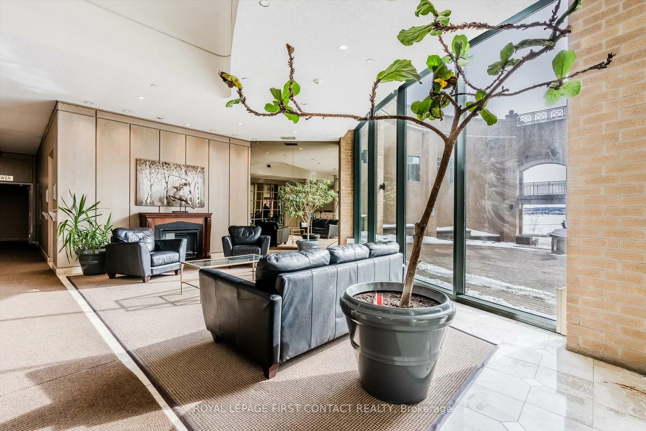 140, Dunlop, City Centre, Barrie