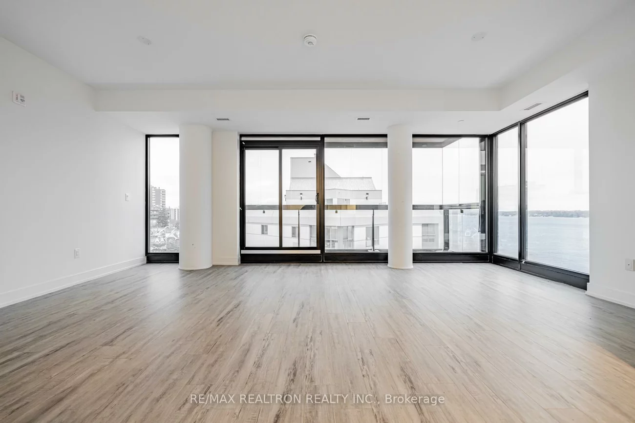 185, Dunlop, Lakeshore, Barrie