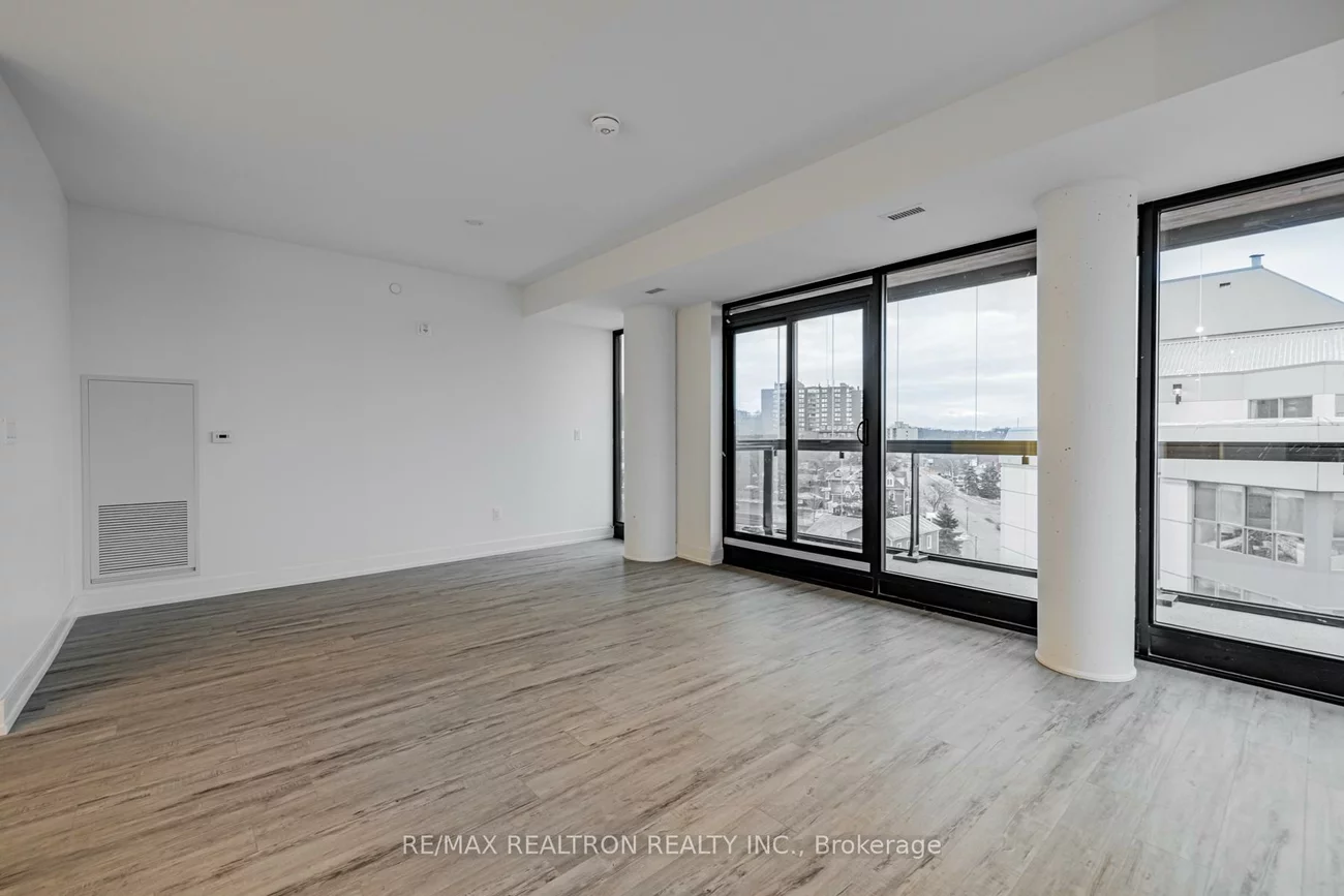 185, Dunlop, Lakeshore, Barrie