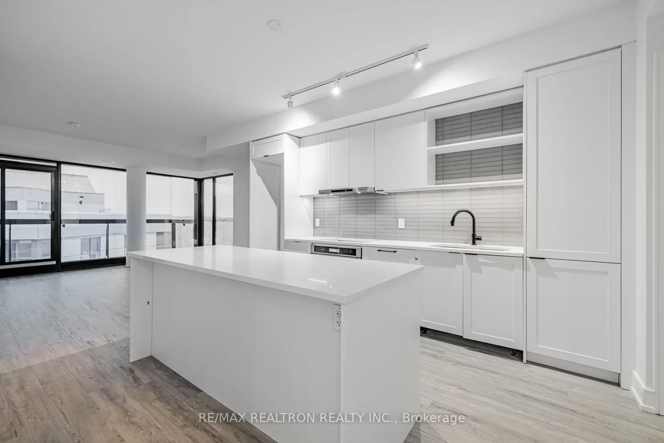 185, Dunlop, Lakeshore, Barrie