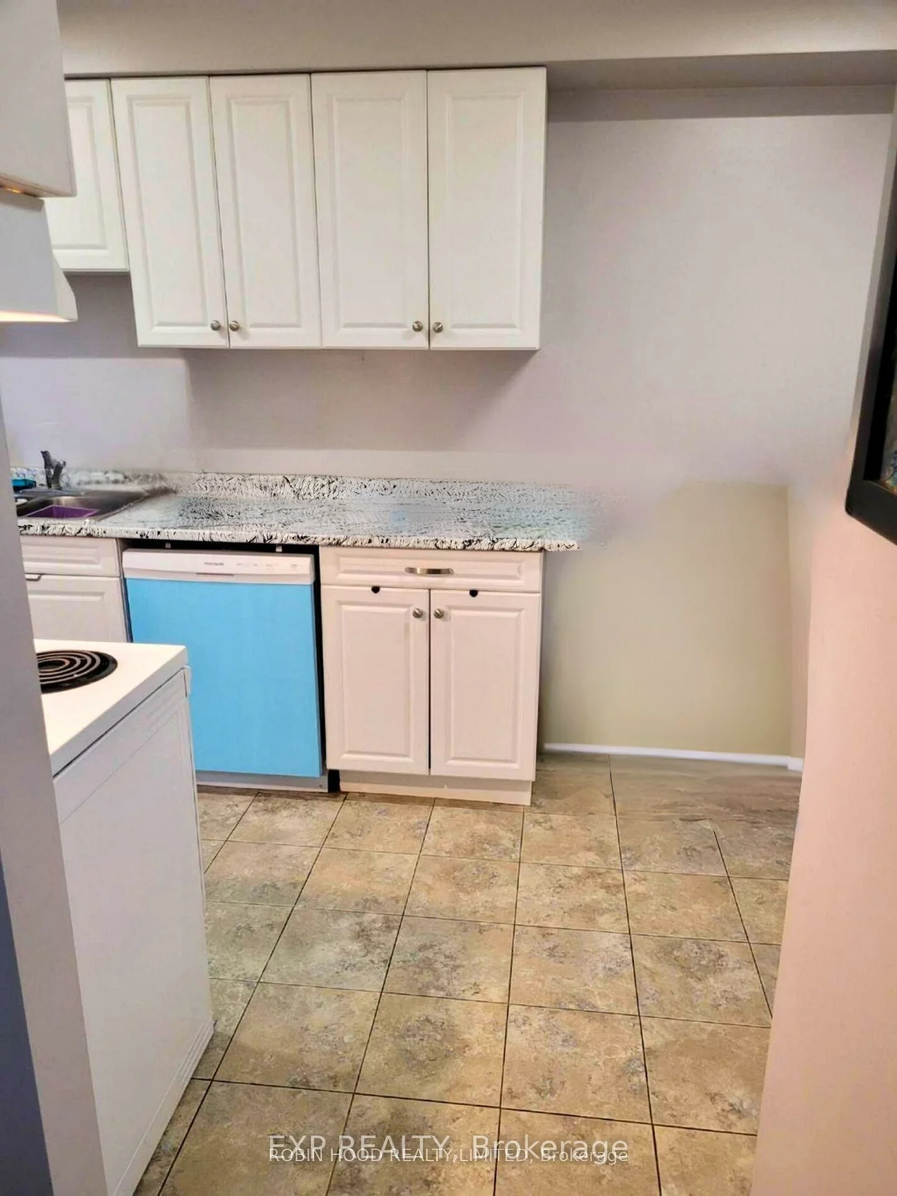 2, Bernick, Grove East, Barrie