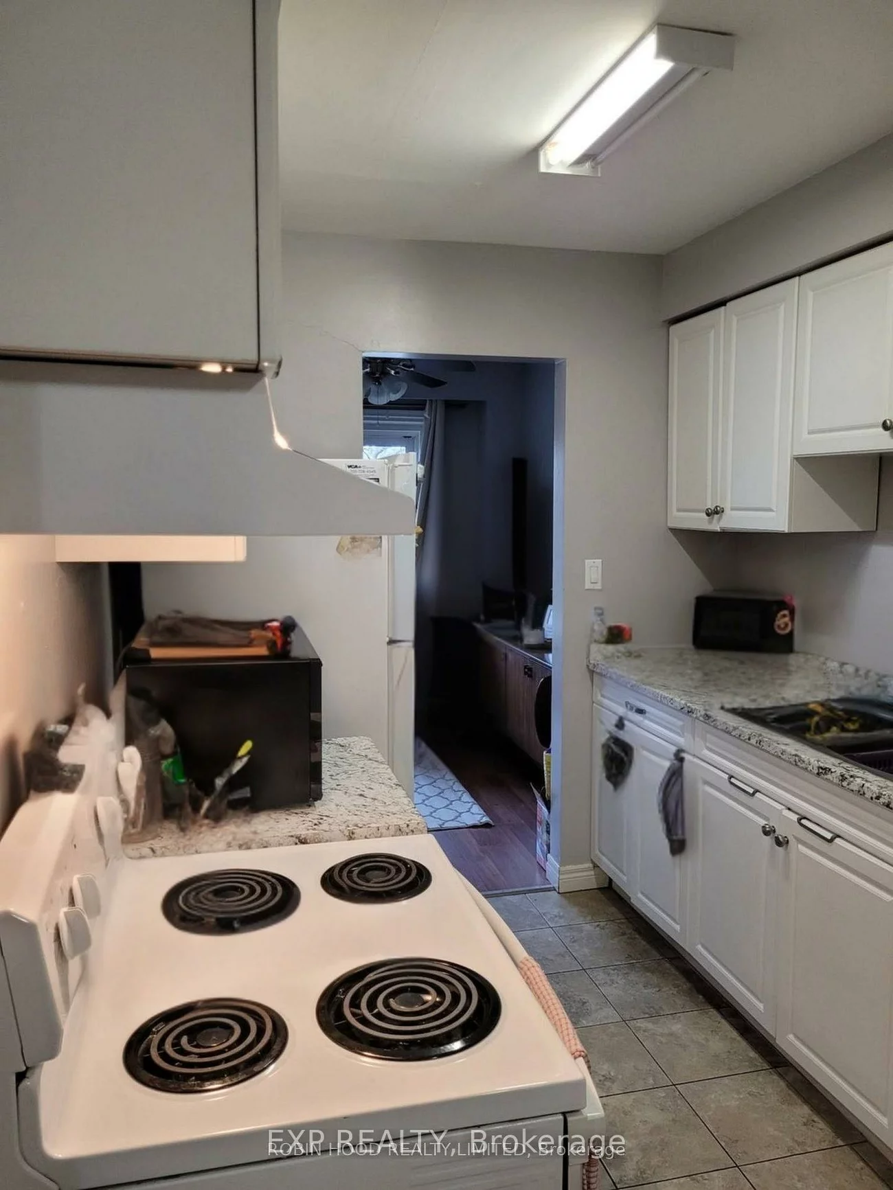 2, Bernick, Grove East, Barrie