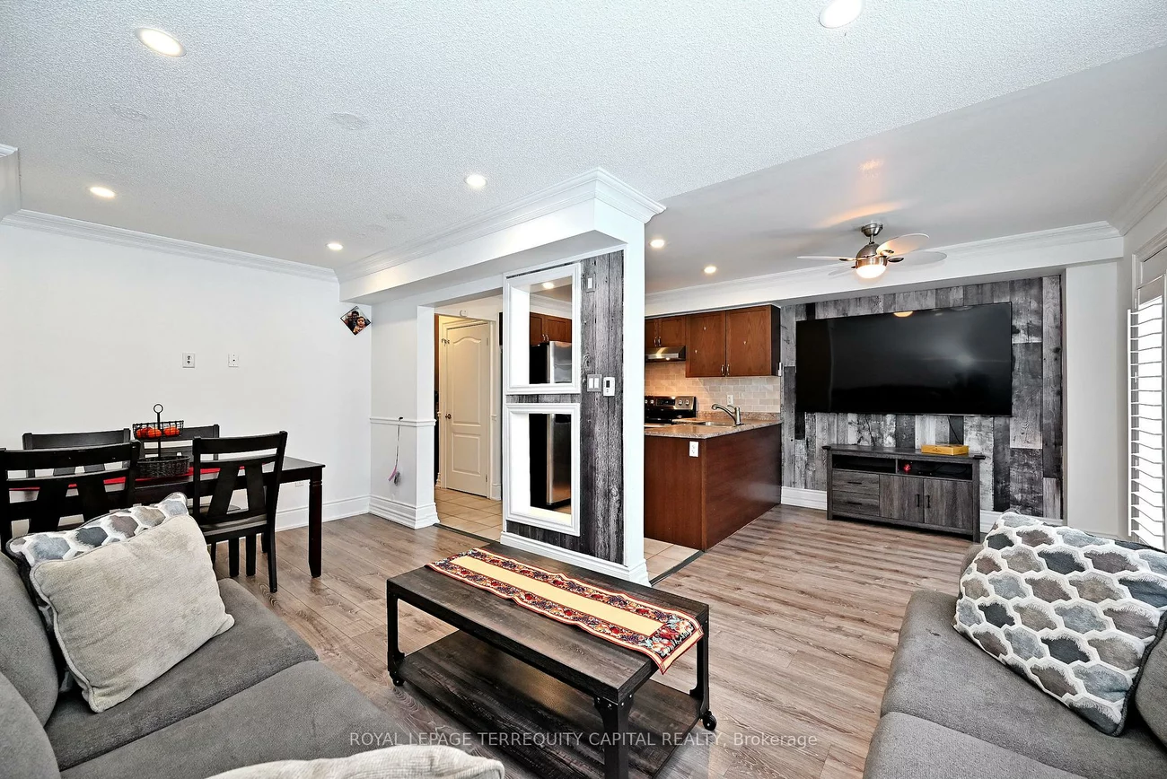 29, Madelaine, Painswick South, Barrie