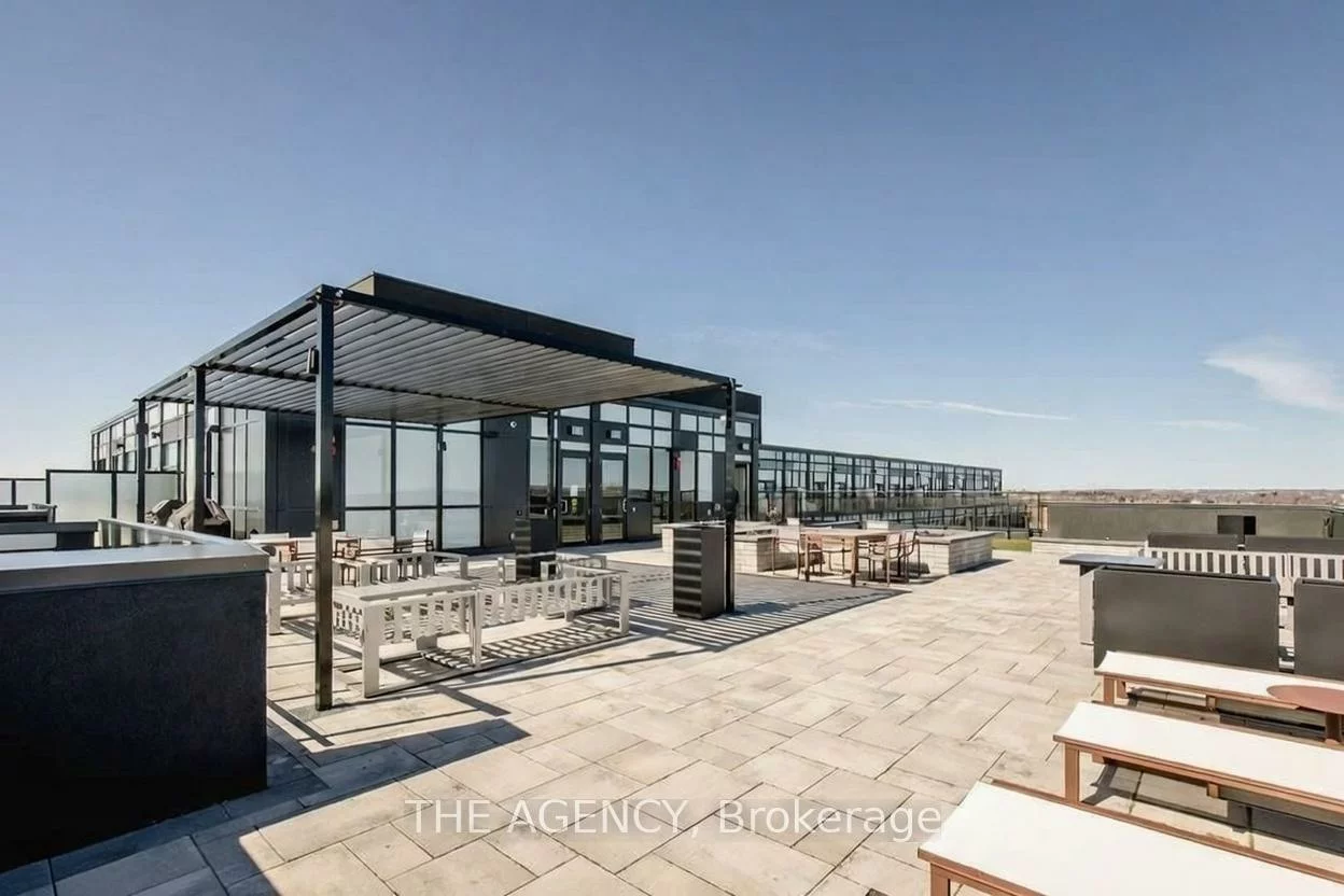 681, Yonge, Painswick South, Barrie