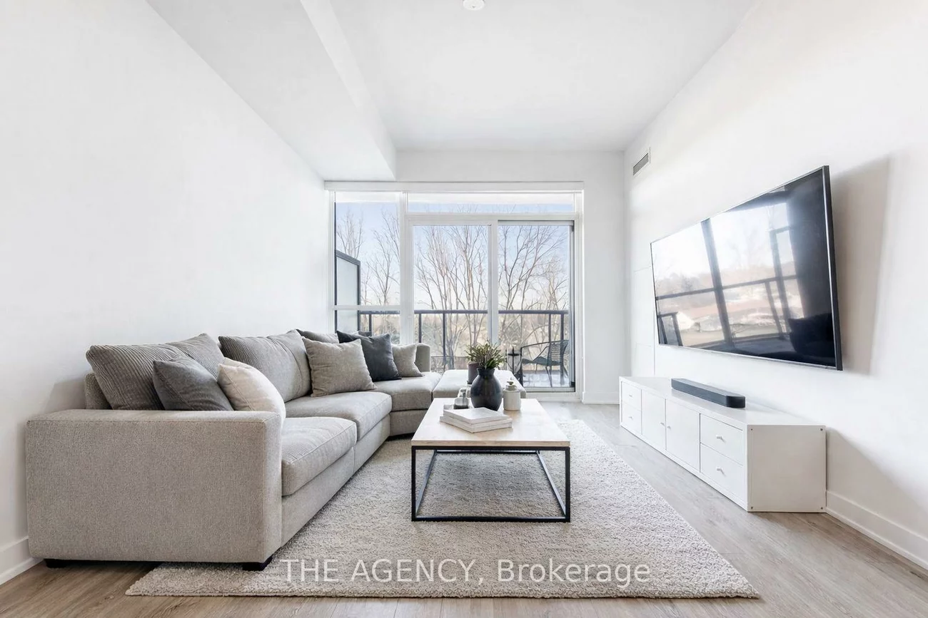 681, Yonge, Painswick South, Barrie