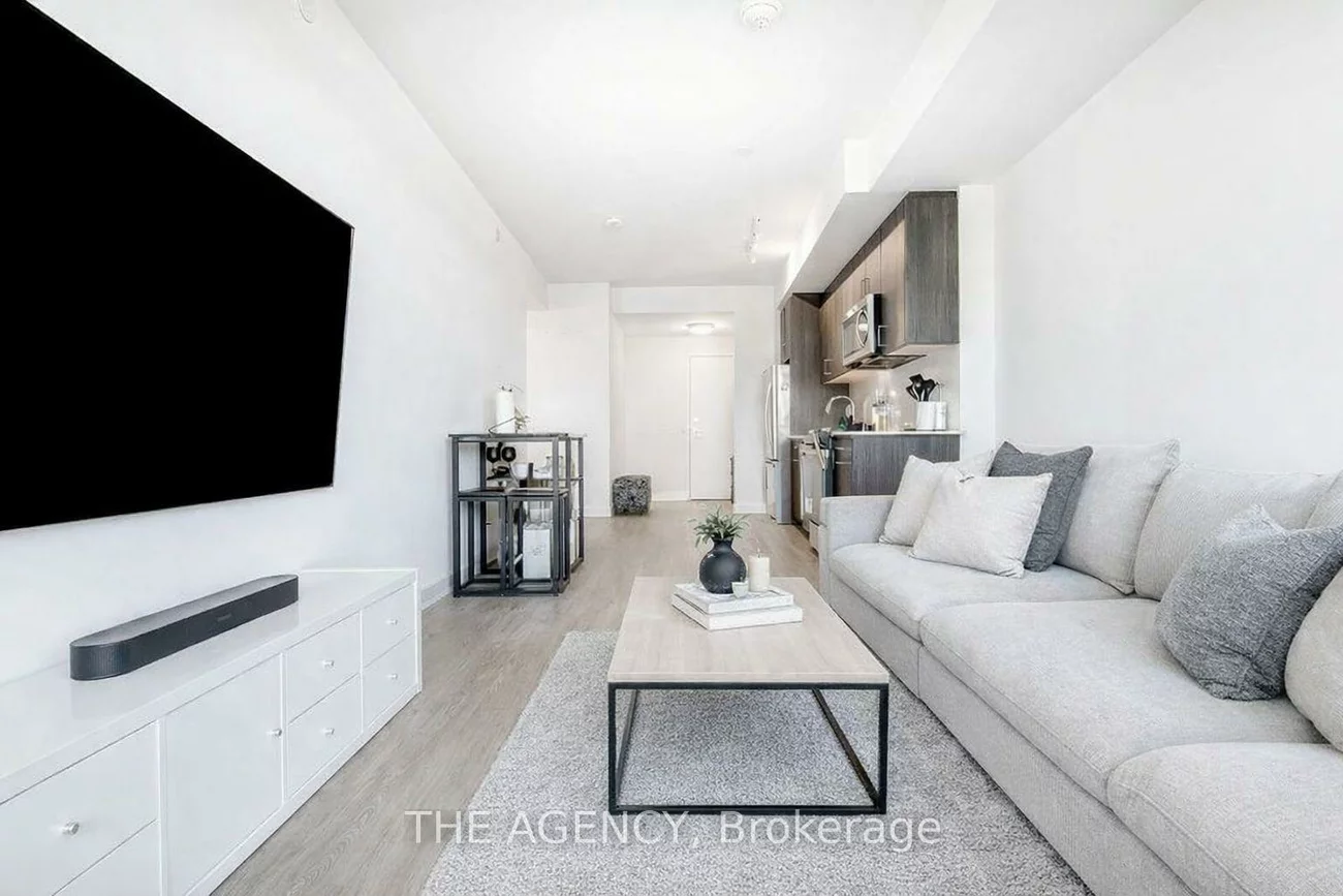 681, Yonge, Painswick South, Barrie