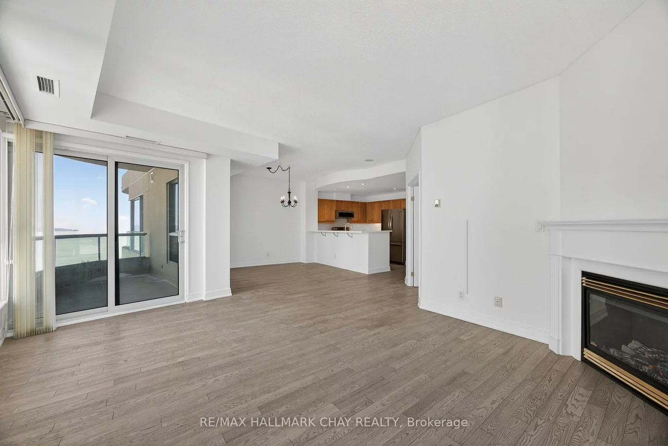 2, Toronto, City Centre, Barrie