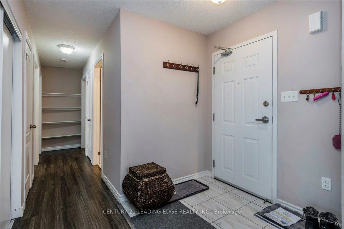 43, Coulter, Sunnidale, Barrie