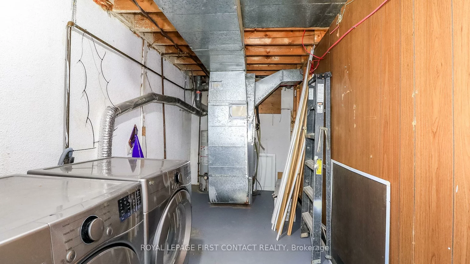 261, Rose, Wellington, Barrie