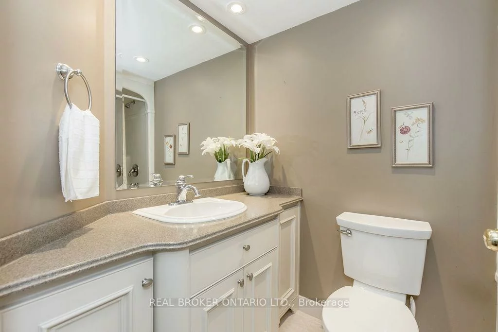 181, Collier, North Shore, Barrie