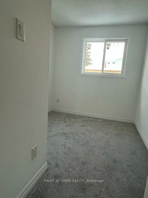 63, Ferris, Cundles East, Barrie