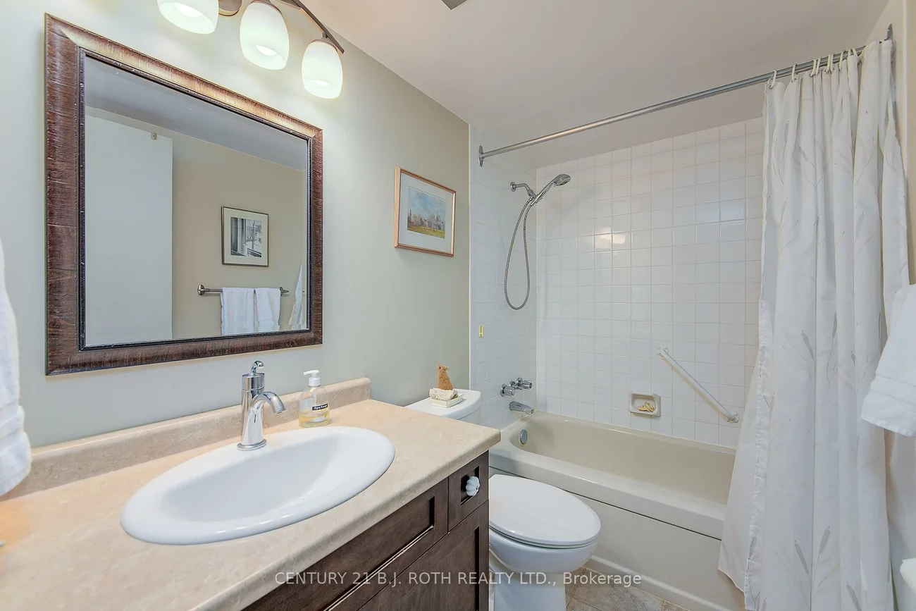 181, Collier, North Shore, Barrie