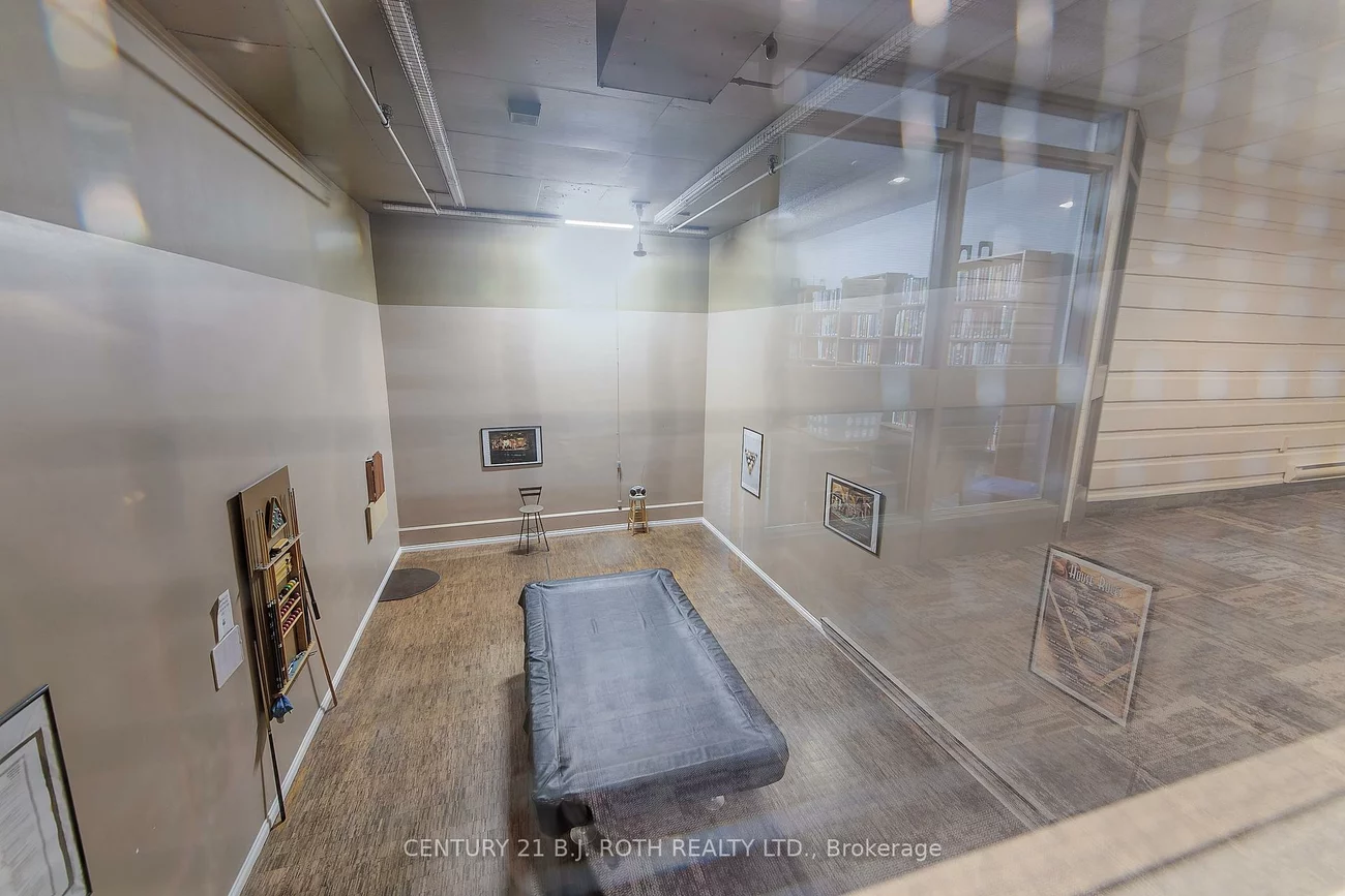 181, Collier, North Shore, Barrie