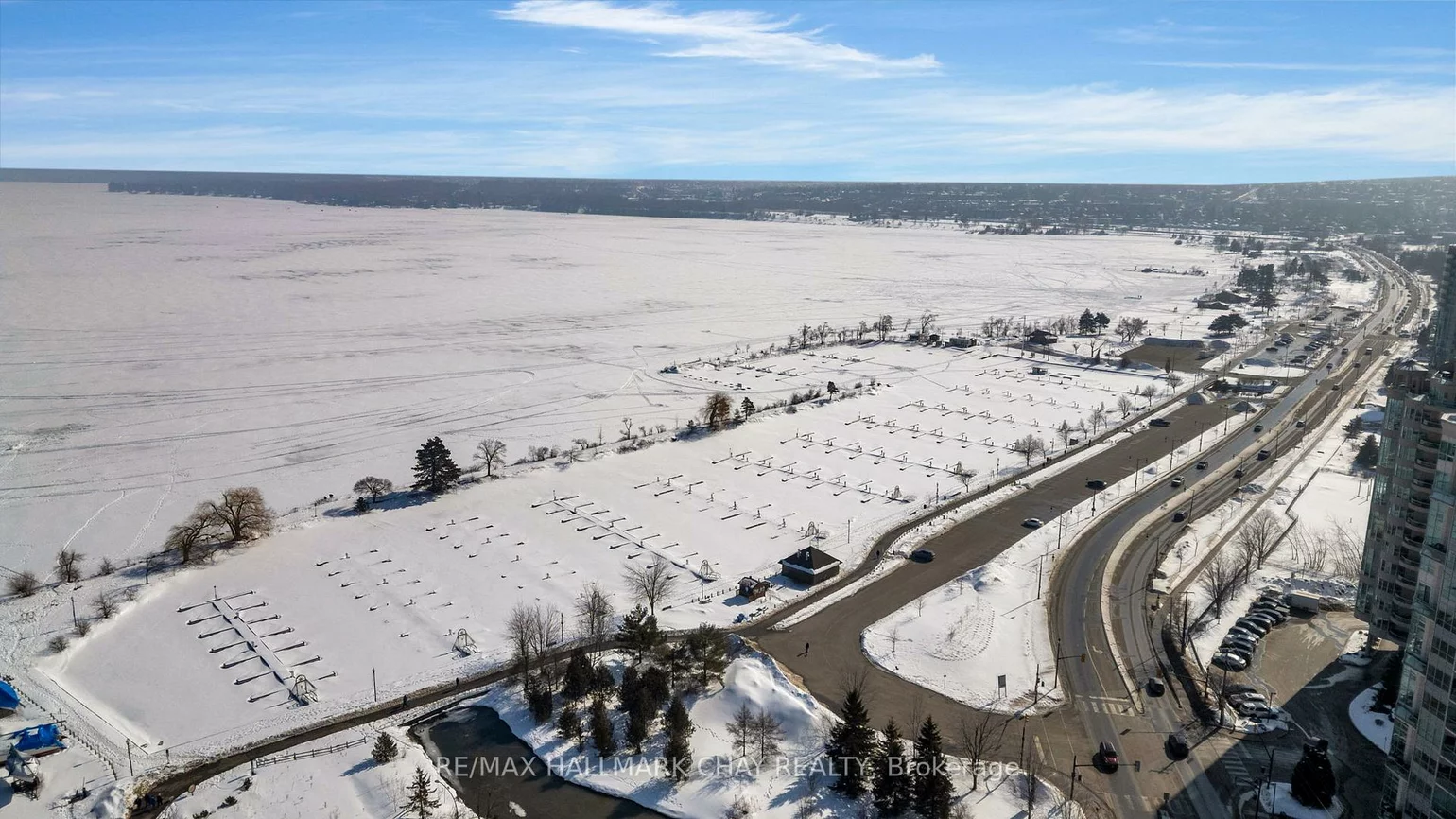 2, Toronto, City Centre, Barrie