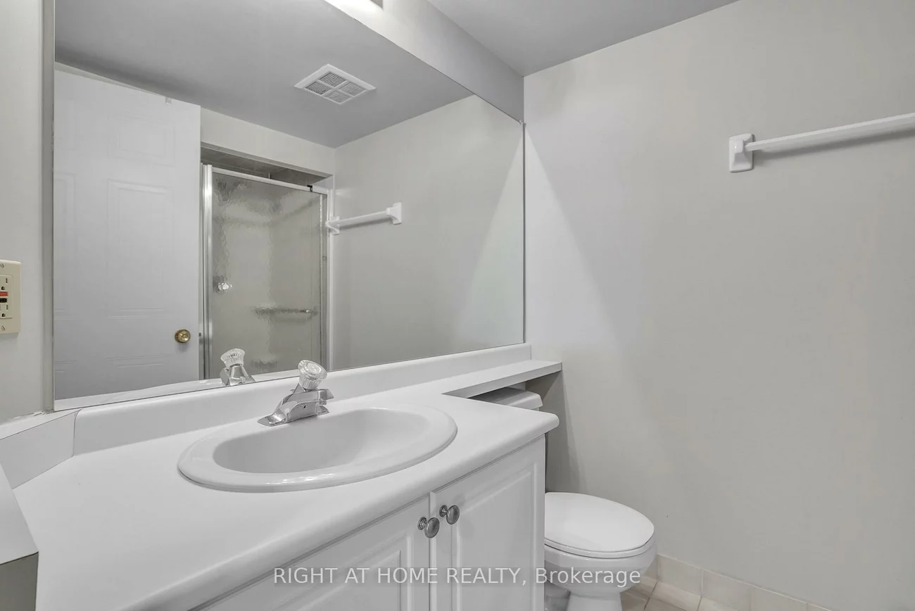 140, Dunlop, City Centre, Barrie