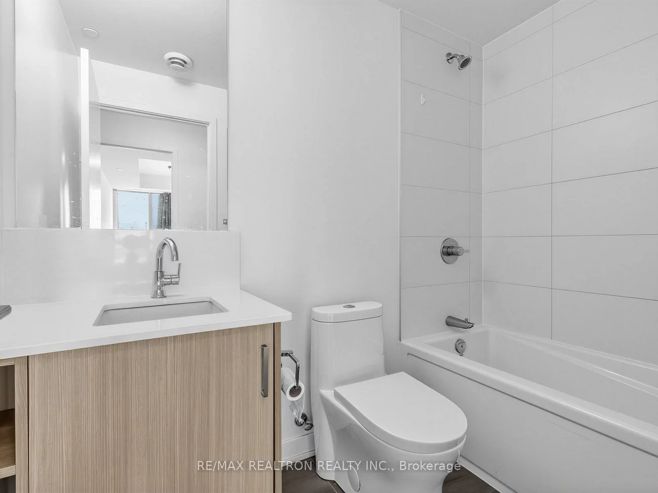 681, Yonge, Painswick South, Barrie