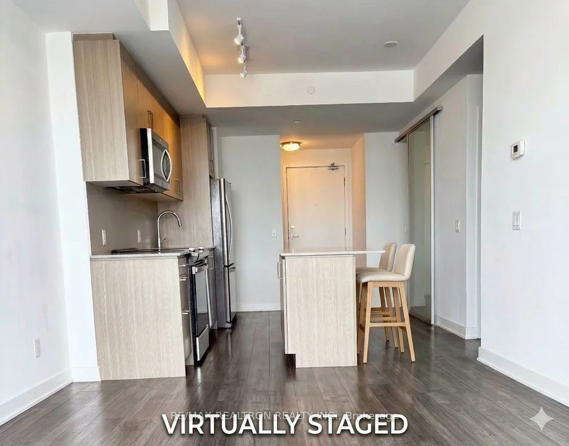 681, Yonge, Painswick South, Barrie