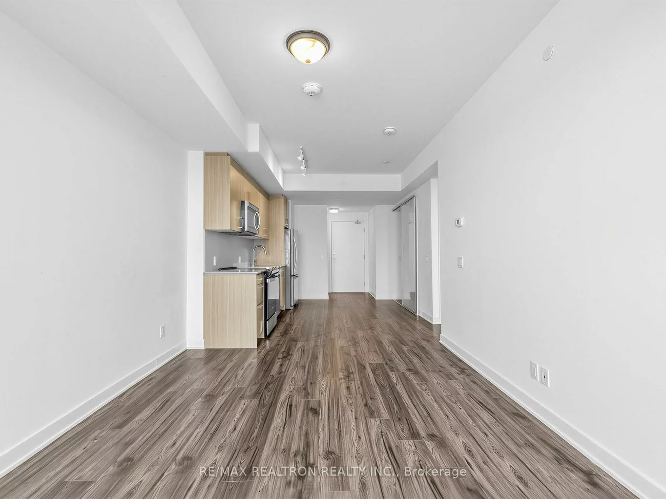 681, Yonge, Painswick South, Barrie