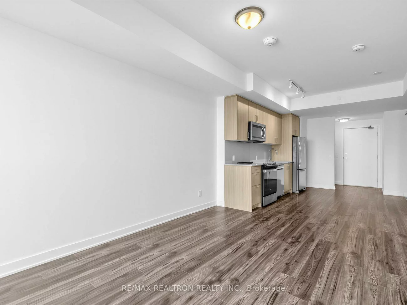 681, Yonge, Painswick South, Barrie