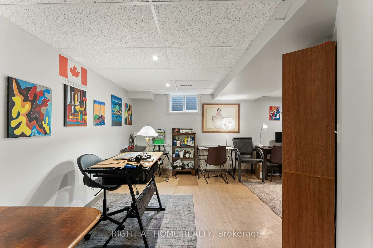 52, Adelaide, Allandale, Barrie