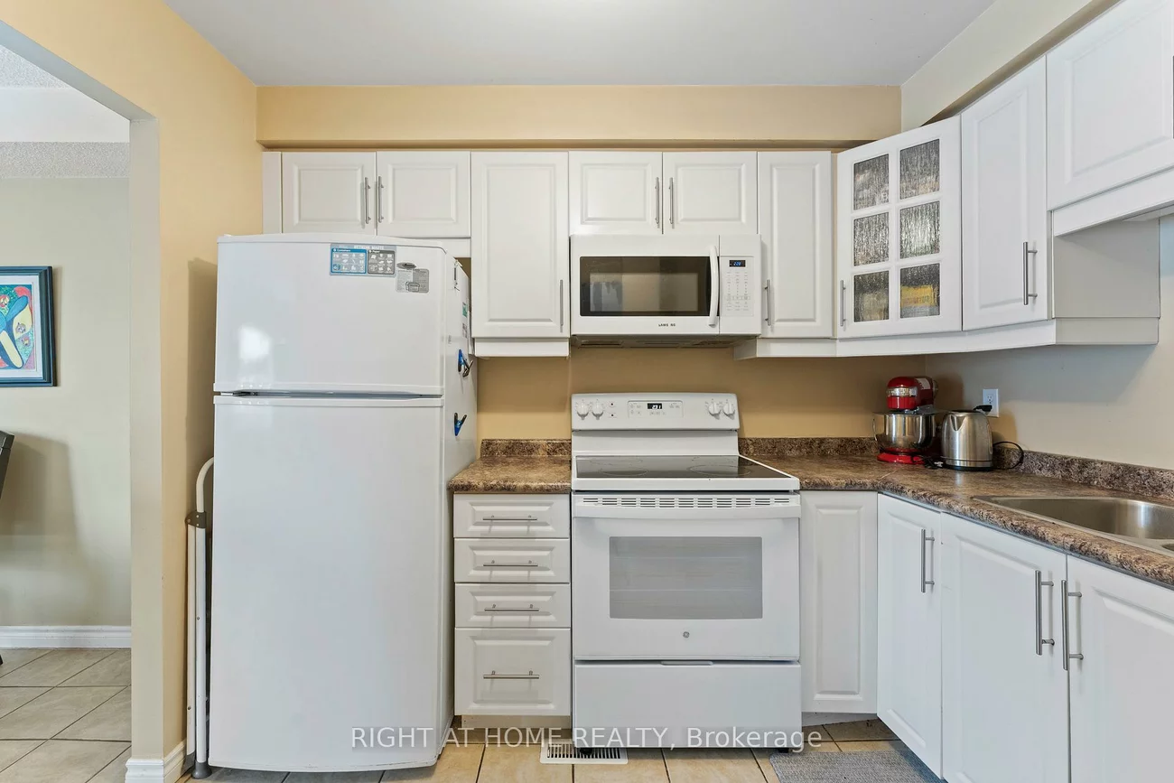 52, Adelaide, Allandale, Barrie