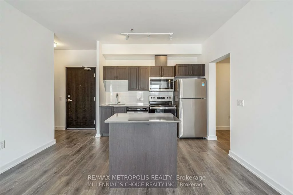 430, Essa, Holly, Barrie