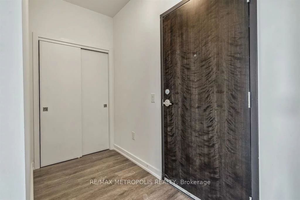 430, Essa, Holly, Barrie