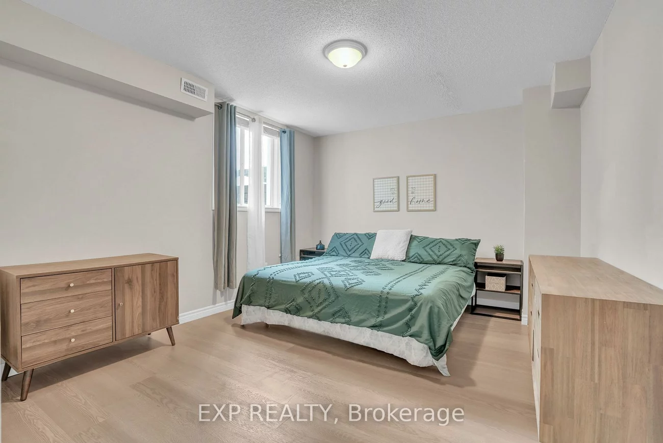 141, Sydenham Wells, Georgian Drive, Barrie