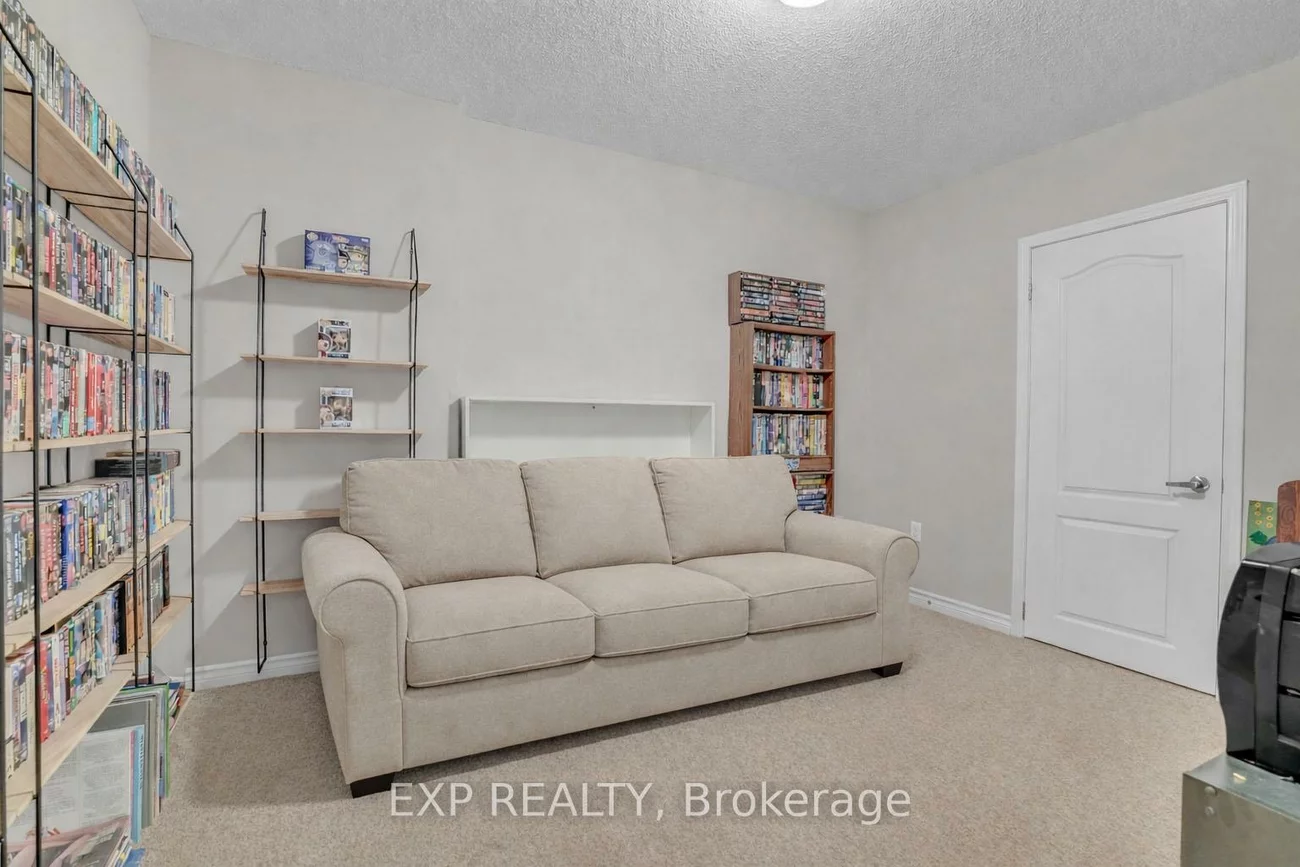 141, Sydenham Wells, Georgian Drive, Barrie