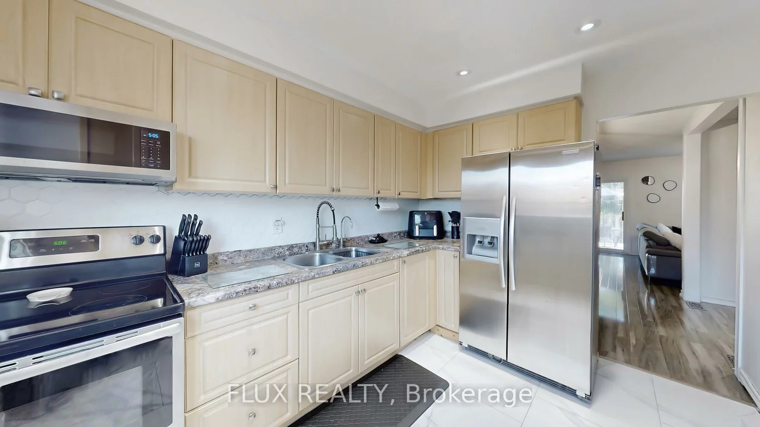 52, Adelaide, Allandale, Barrie