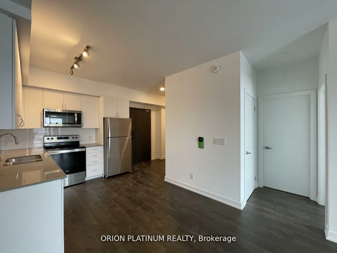 56, Lakeside, Little Lake, Barrie