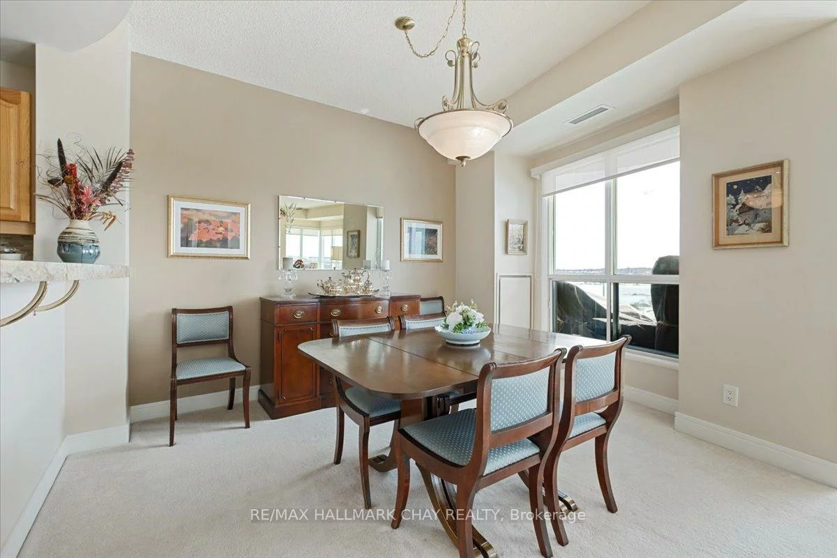 2, Toronto, City Centre, Barrie