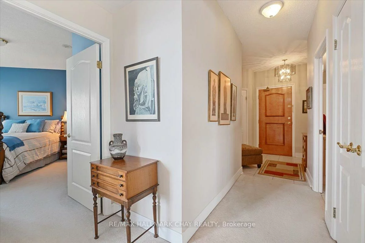 2, Toronto, City Centre, Barrie