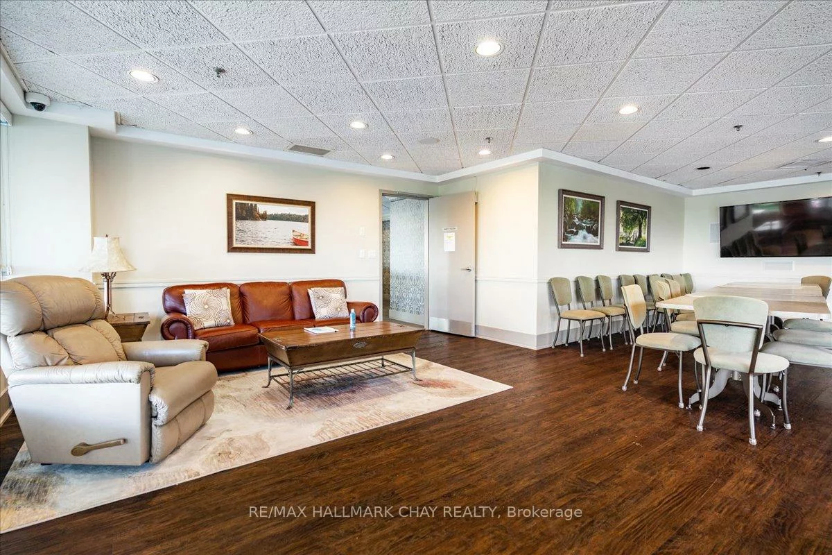 2, Toronto, City Centre, Barrie