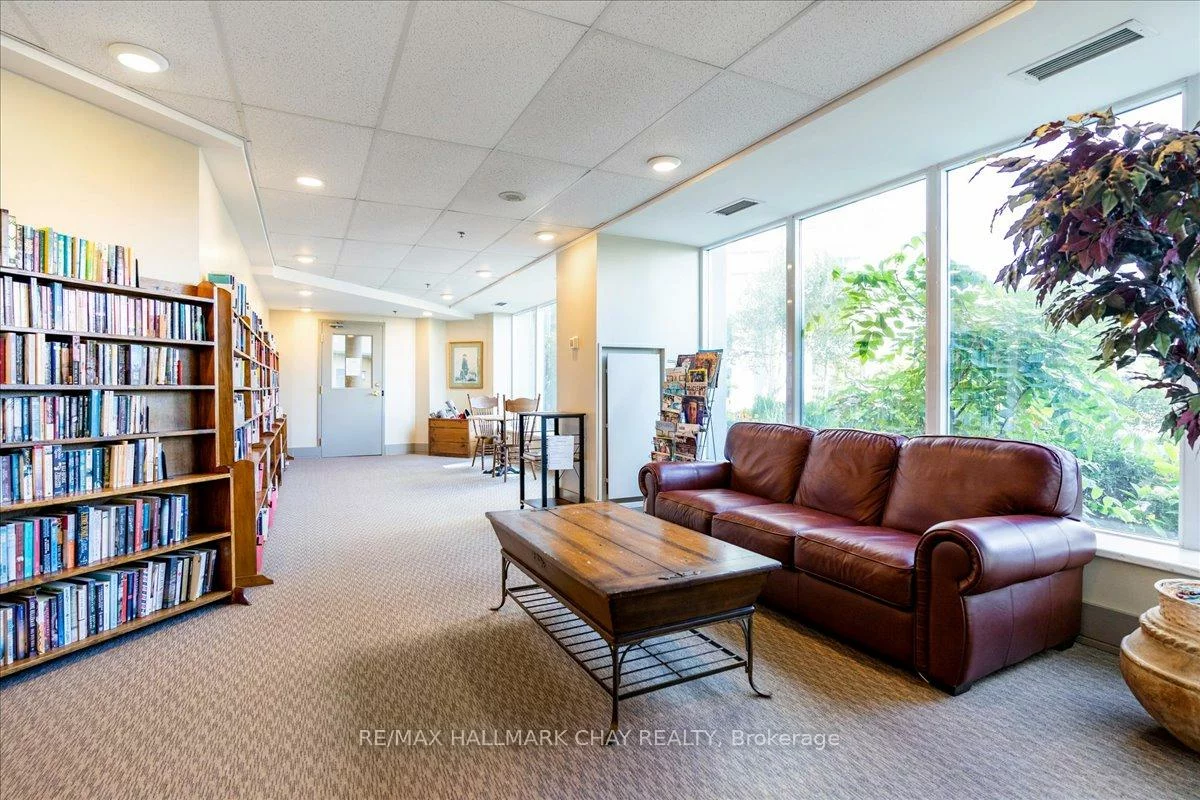 2, Toronto, City Centre, Barrie