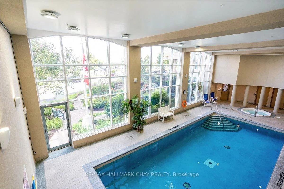 2, Toronto, City Centre, Barrie