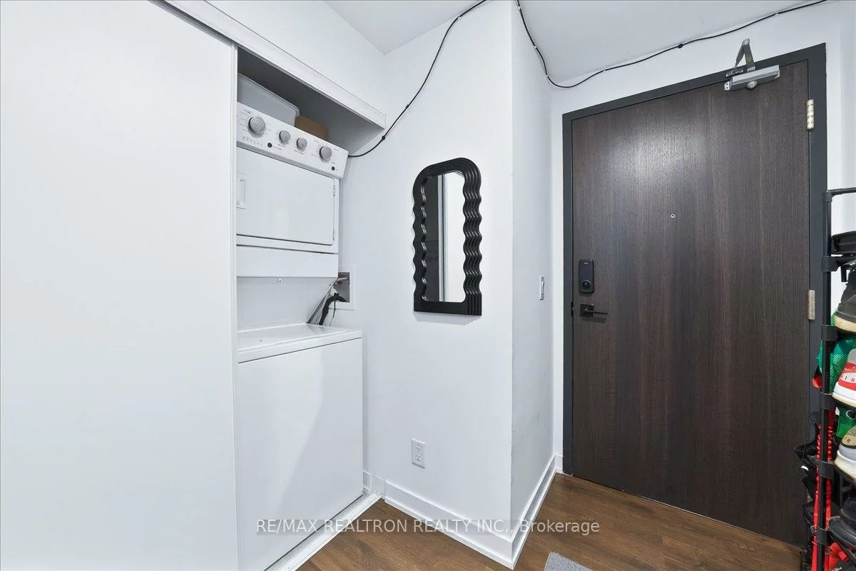 56, Lakeside, Little Lake, Barrie