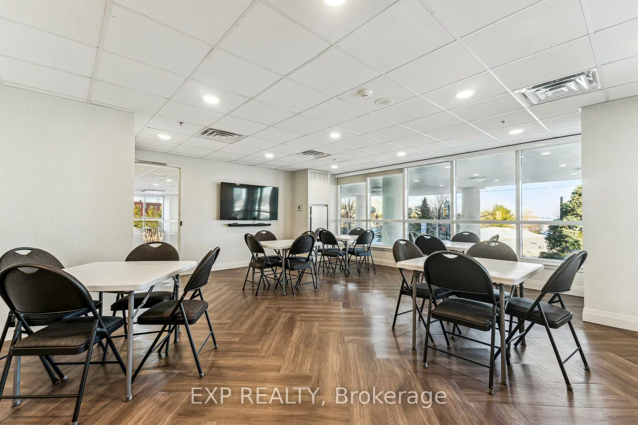 6, Toronto, City Centre, Barrie