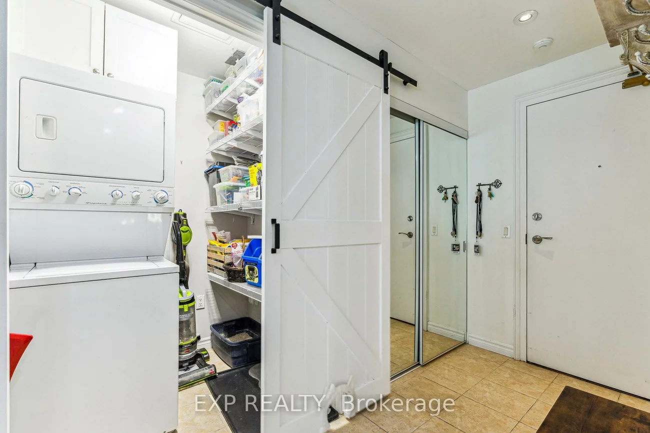 6, Toronto, City Centre, Barrie