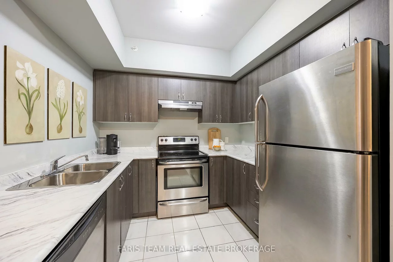 100, Dean, Painswick South, Barrie