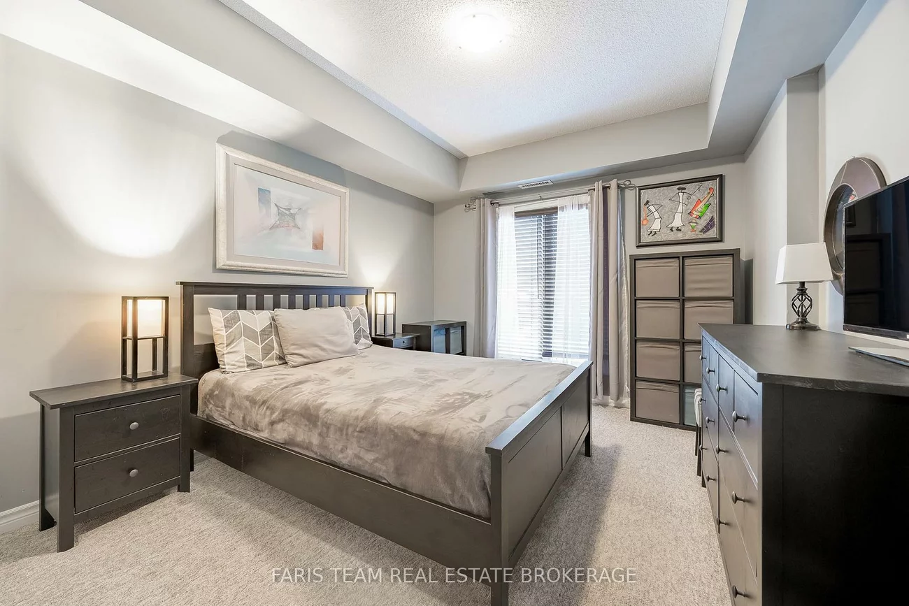 100, Dean, Painswick South, Barrie