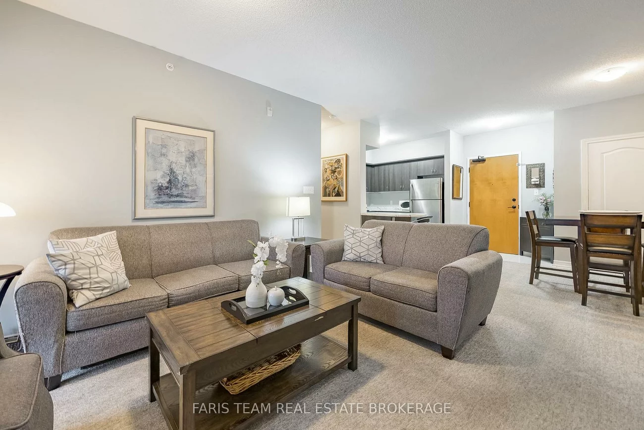 100, Dean, Painswick South, Barrie