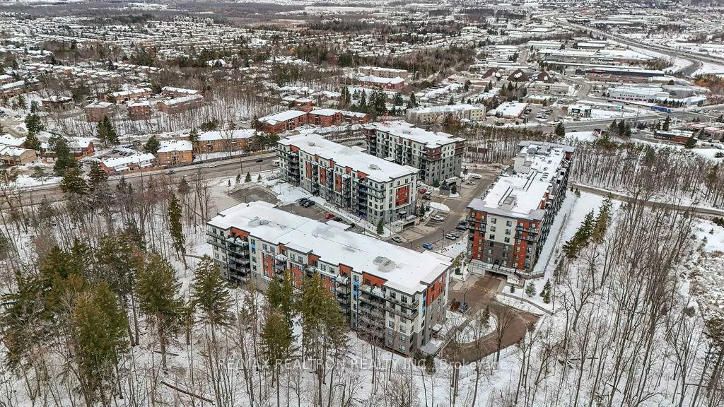 300, Essa, 400 West, Barrie