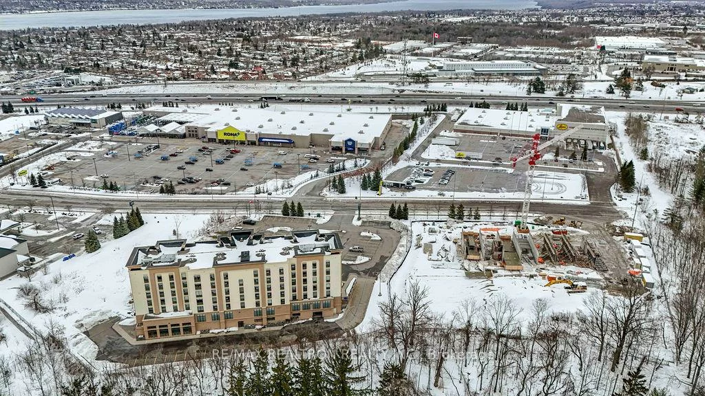 300, Essa, 400 West, Barrie