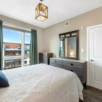 300, Essa, 400 West, Barrie